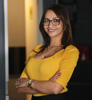 Rosangela - Bacharelada em Direito